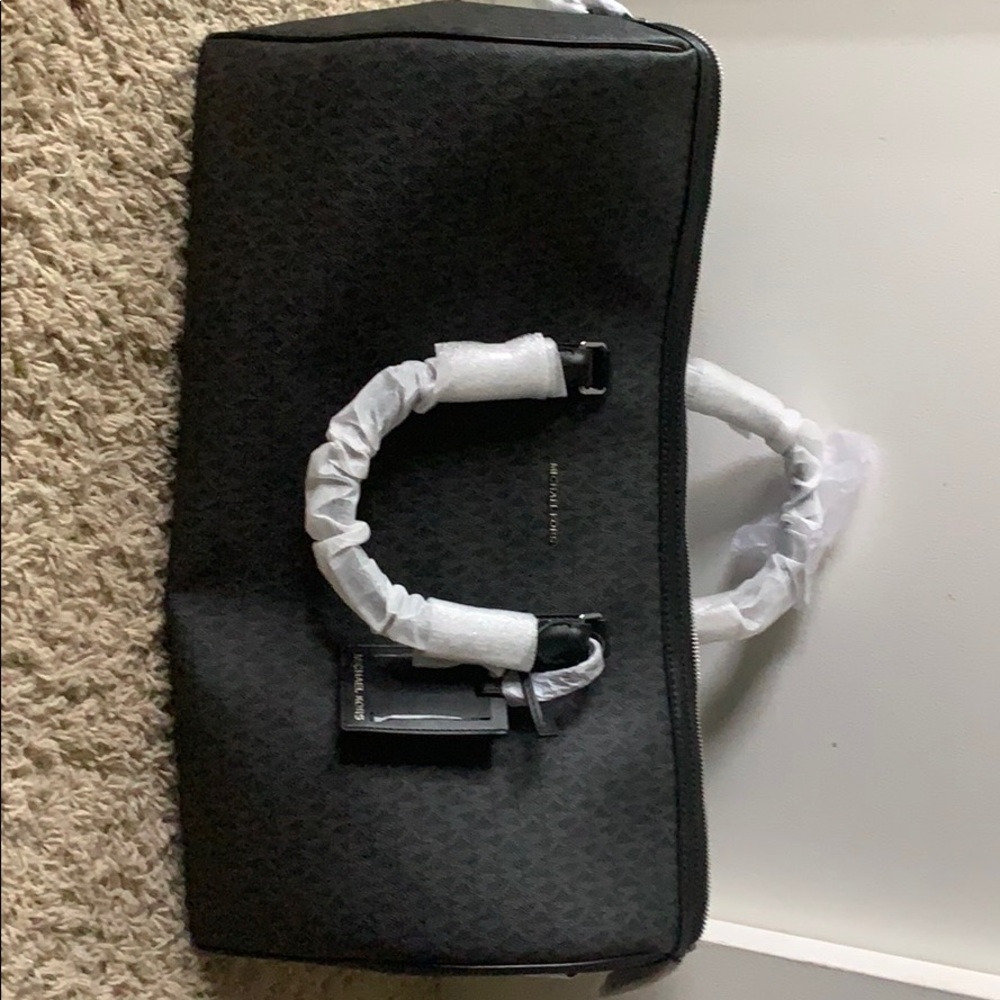 Michael Kors Harrison duffle bag